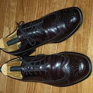 Burgundy Bostonian Wing Tip Leather shoes